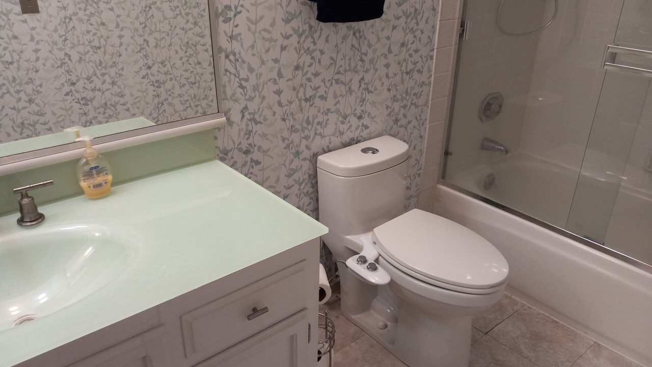 Photo of Bathroom in Discovery Bay