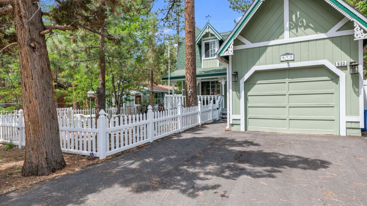 Photo of Outdoor in Peter Pan