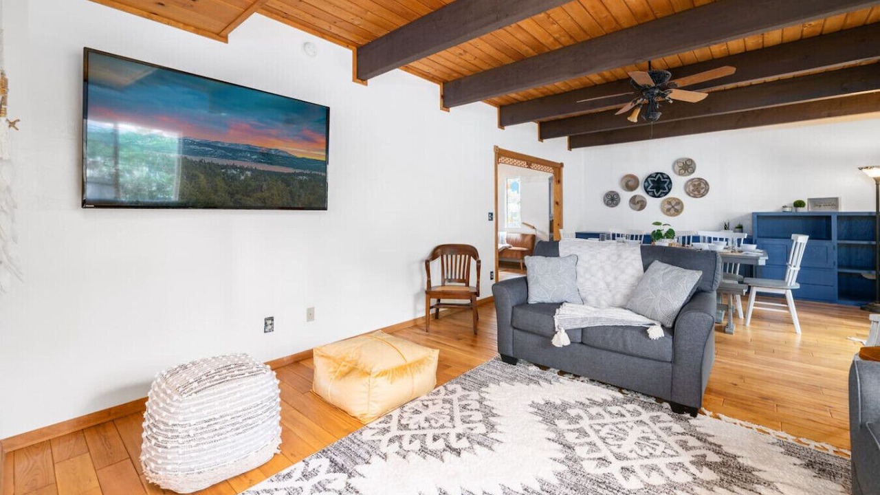 Photo of Livingroom in Peter Pan