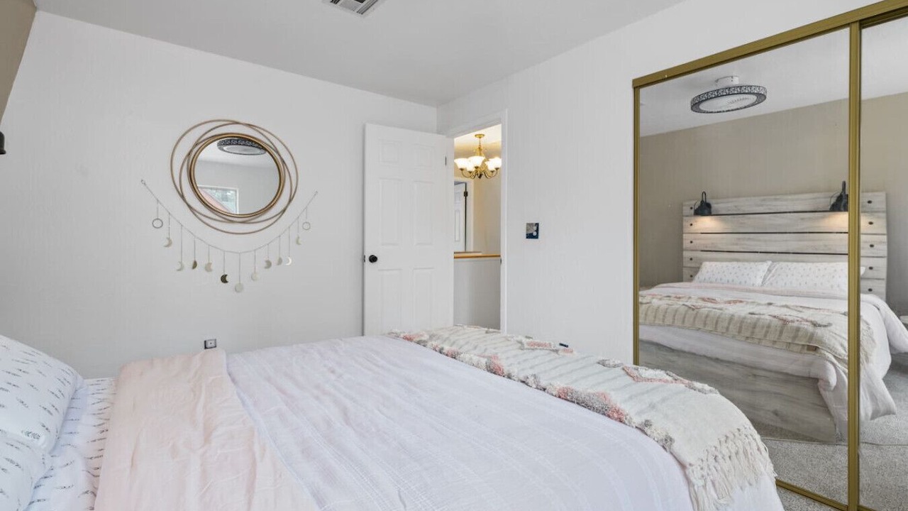 Photo of Bedroom in Peter Pan