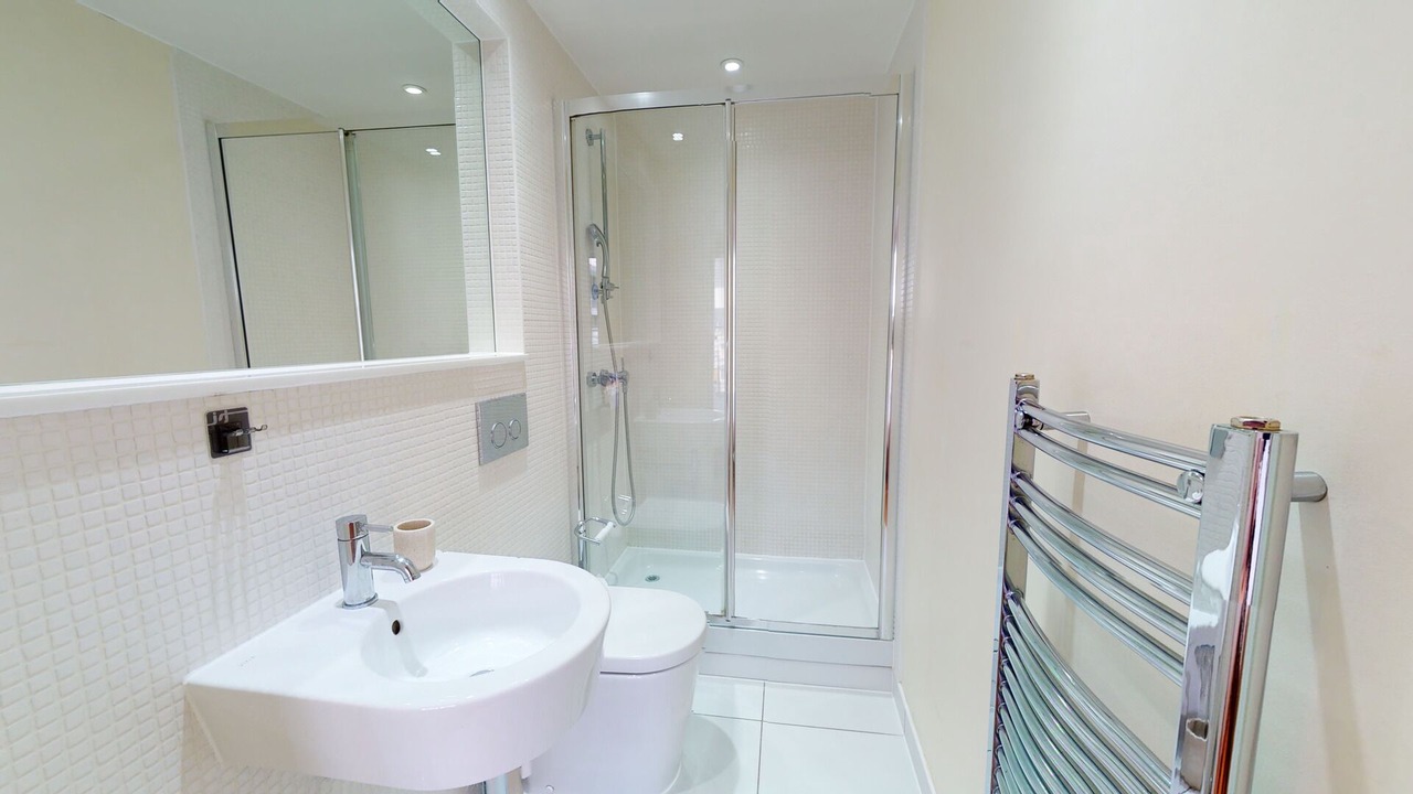 Photo of Bathroom in Isle of Dogs