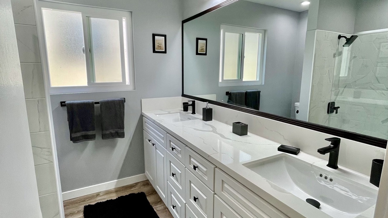 Photo of Bathroom in Hill Section