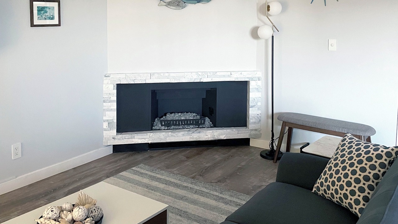 Photo of Livingroom in Hill Section
