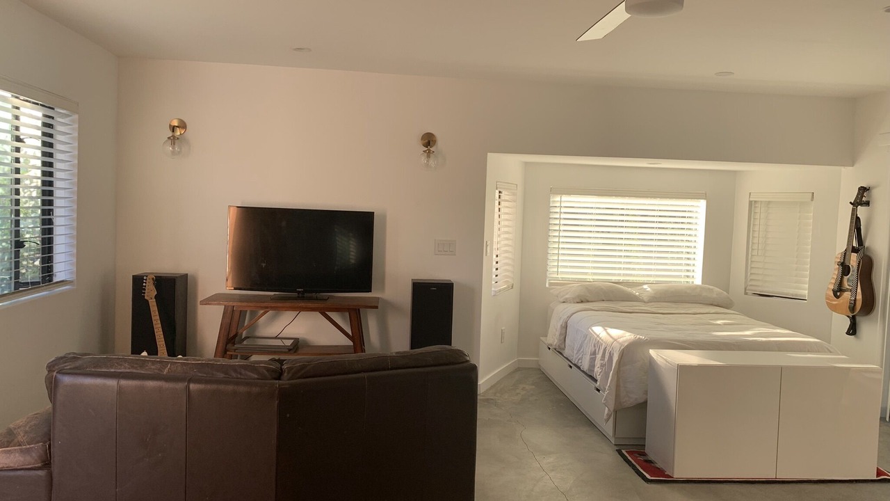 Photo of Bedroom in Altadena