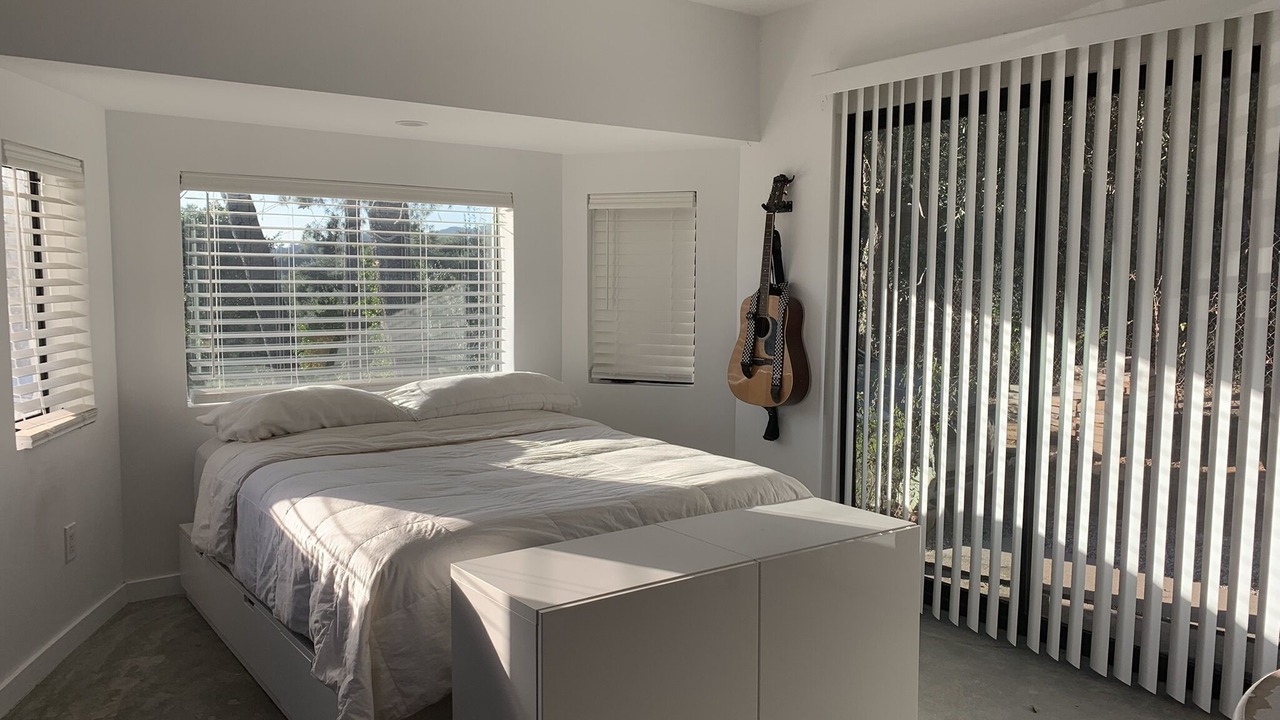 Photo of Bedroom in Altadena