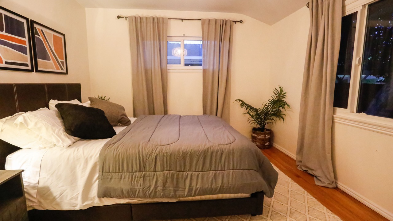 Photo of Bedroom in West Hills