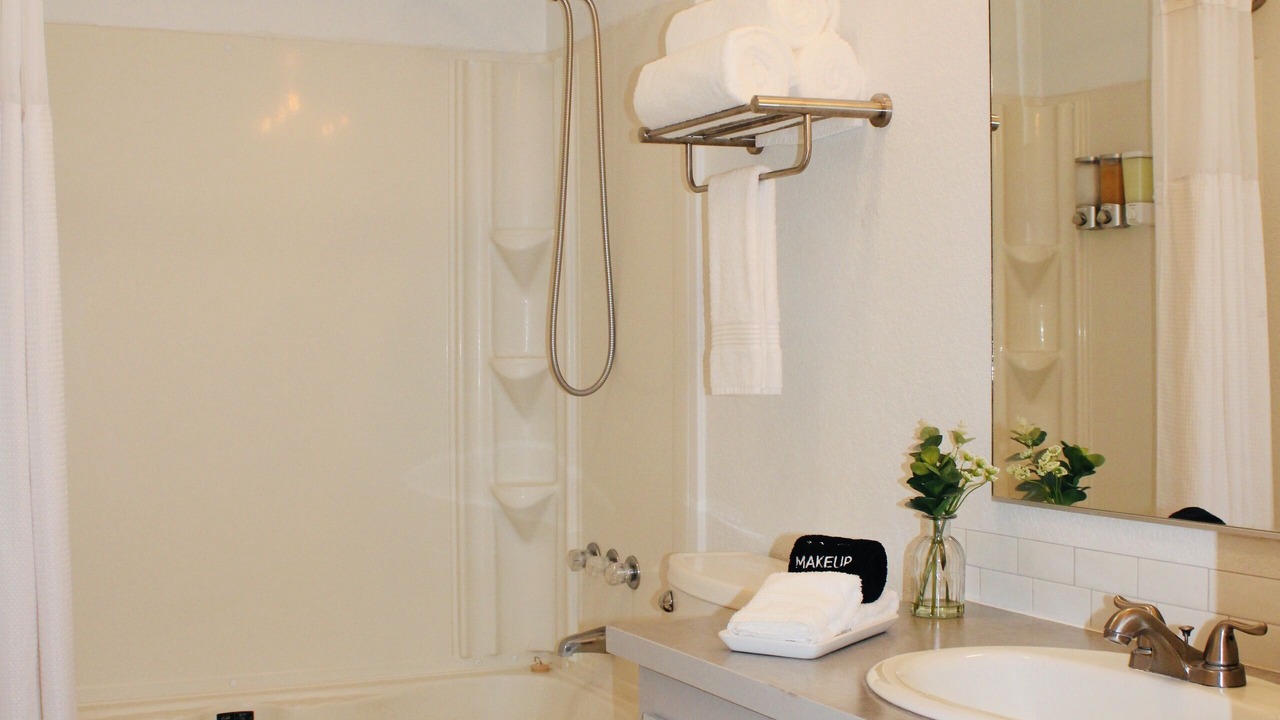 Photo of Bathroom in Tecopa