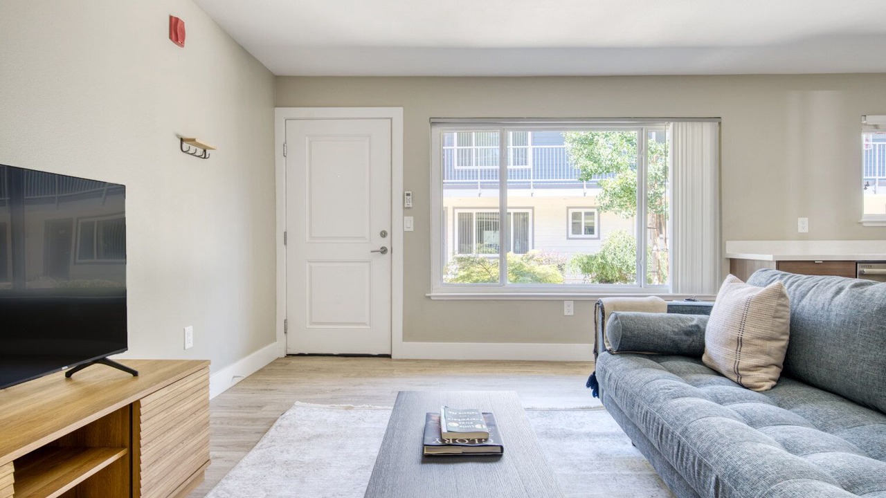 Photo of Livingroom in Campbell