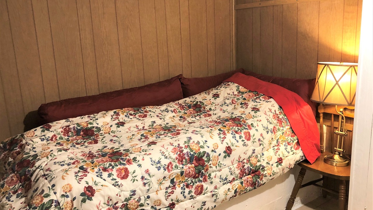 Photo of Bedroom in Idyllwild