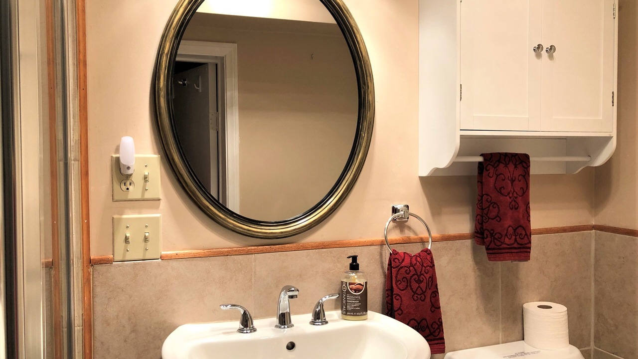 Photo of Bathroom in Idyllwild