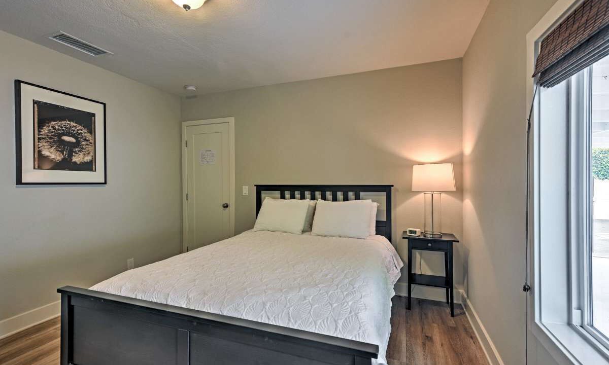 Photo of Bedroom in Anaheim Colony Historic District
