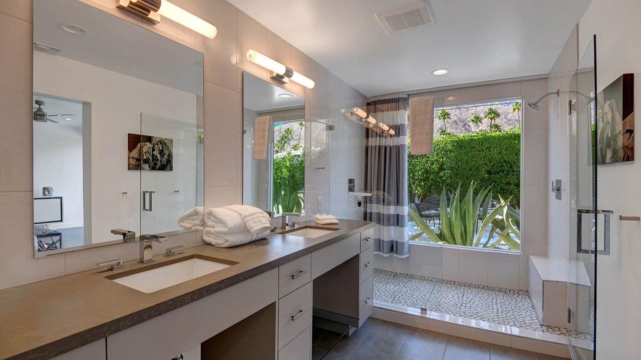 Photo of Bathroom in Twin Palms