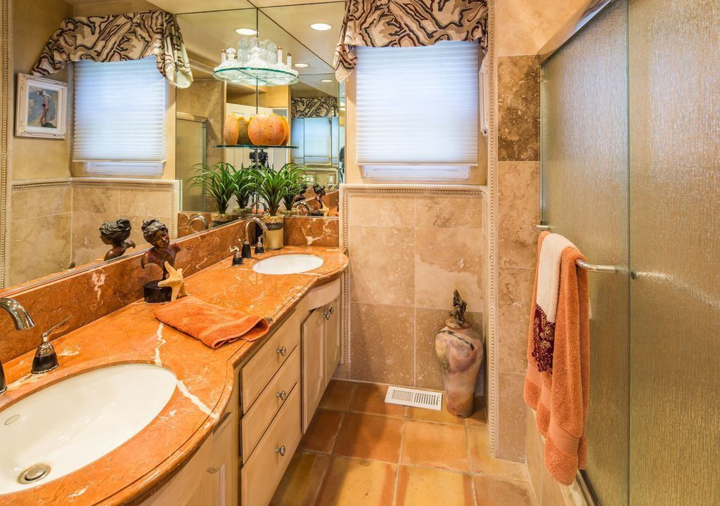 Photo of Bathroom in Olde Solana Beach