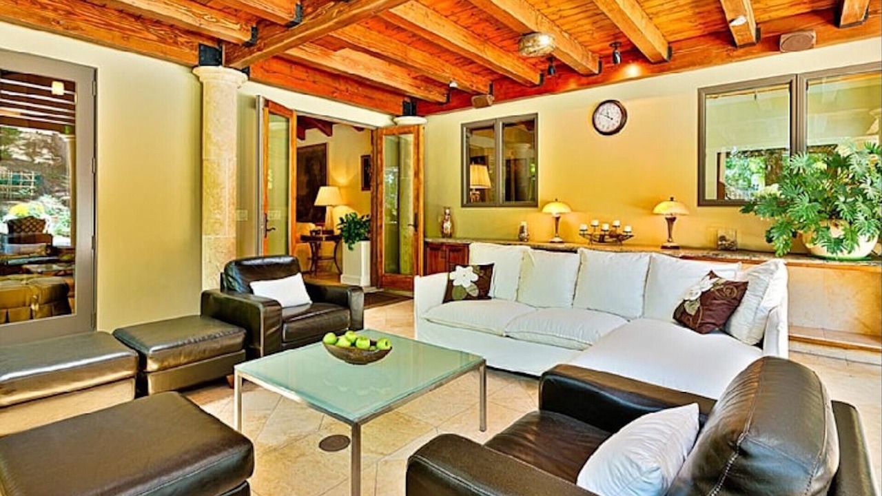 Photo of Bedroom in Los Angeles County