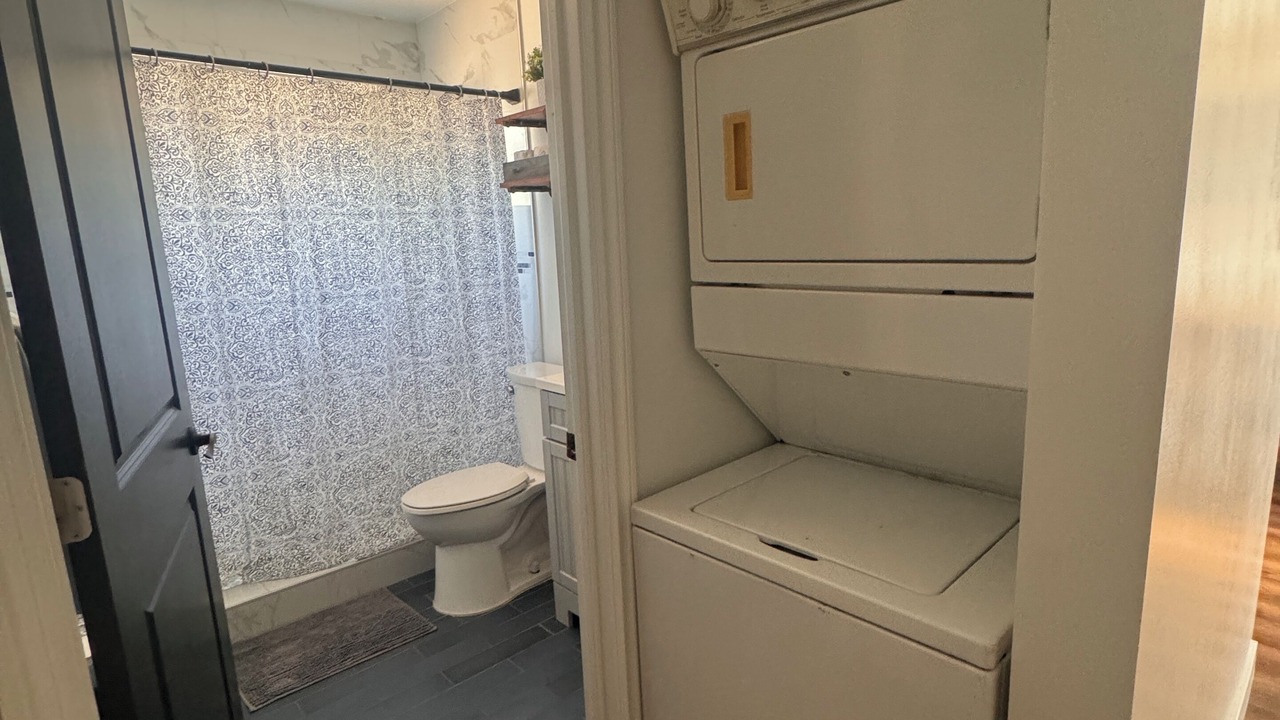 Photo of Bathroom in Orange