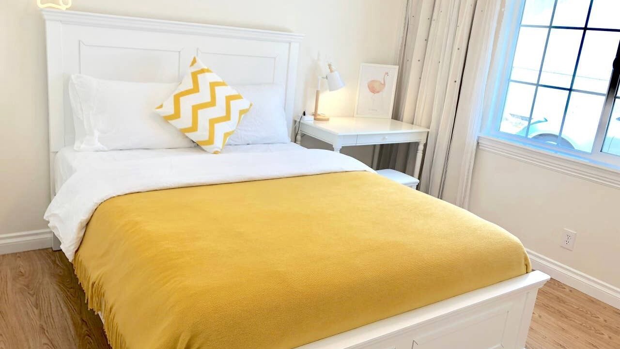 Photo of Bedroom in East Pasadena