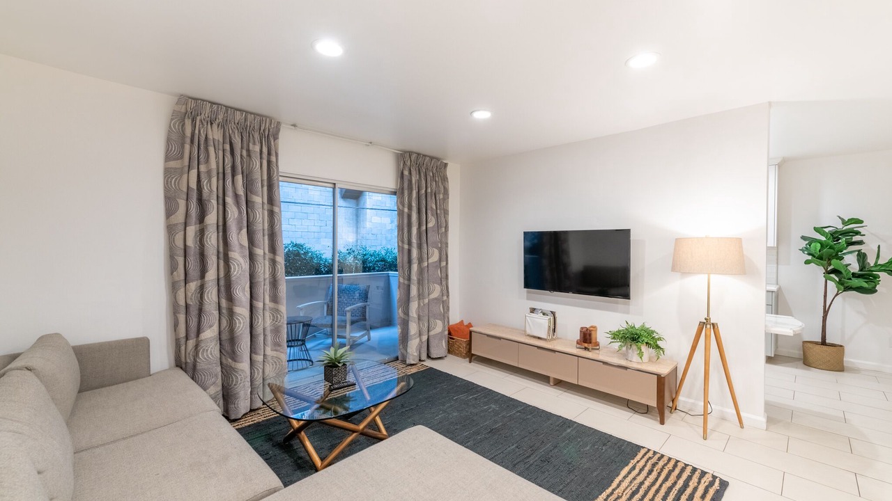 Photo of Livingroom in Hollywood