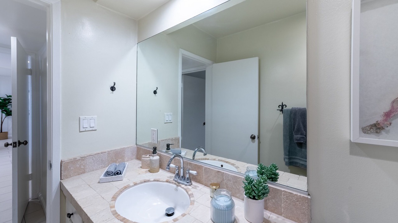 Photo of Bathroom in Hollywood