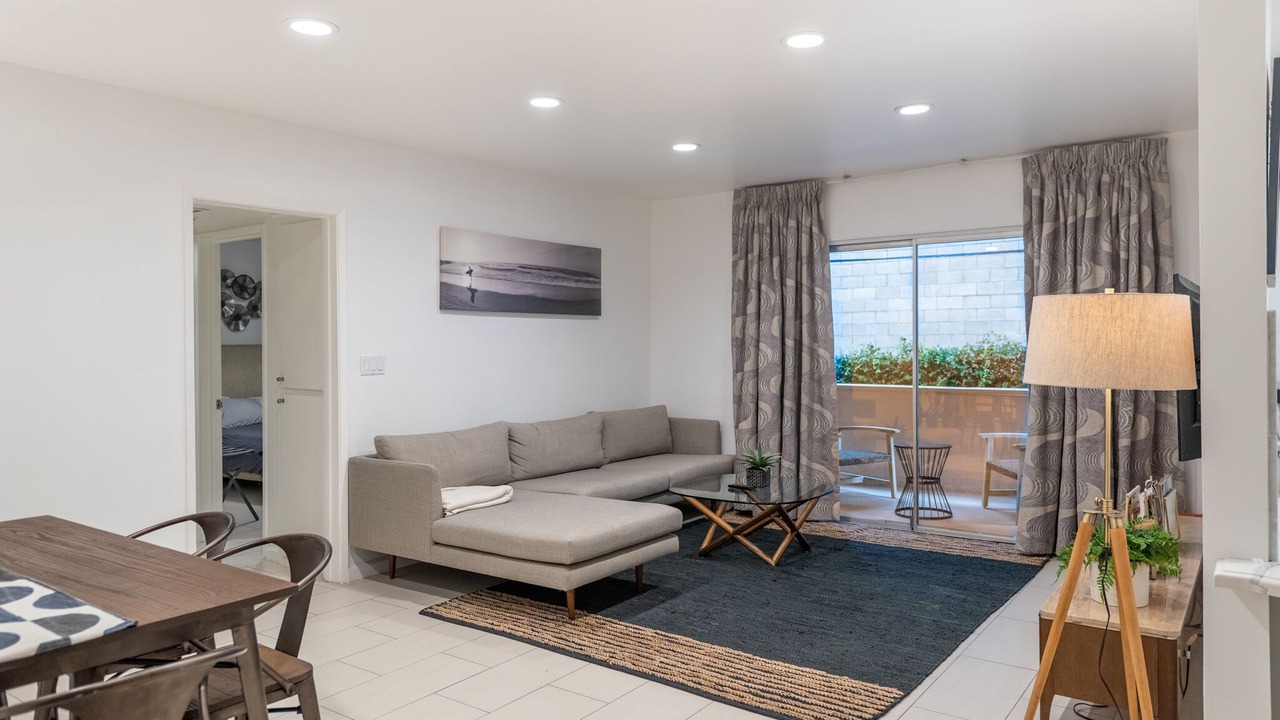 Photo of Livingroom in Hollywood