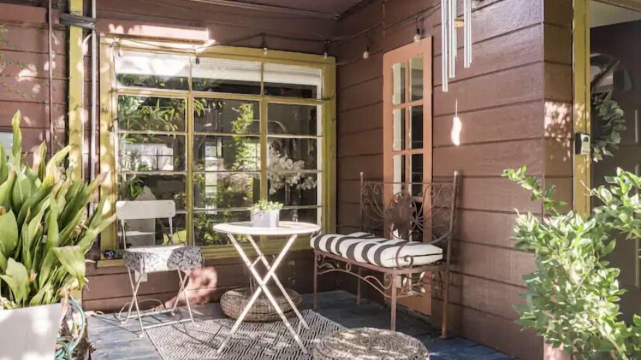 Photo of Patio Balcony in Lake Balboa