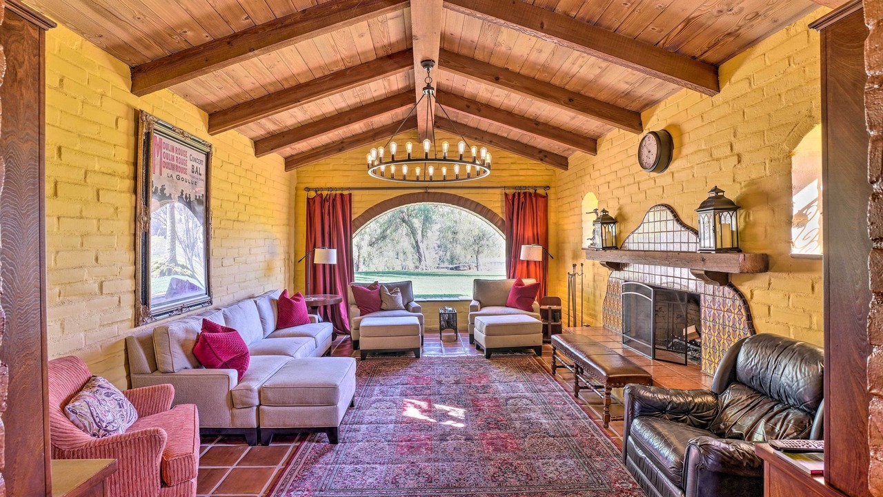 Photo of Bedroom in Valley Center