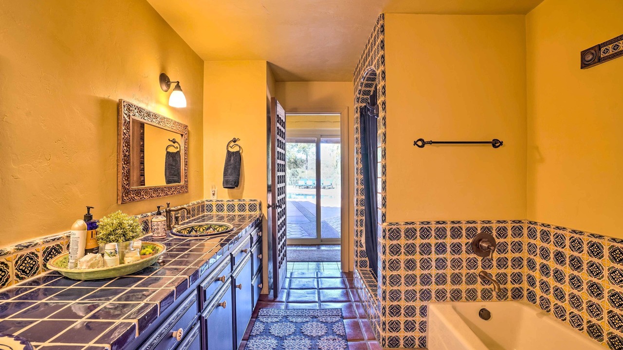 Photo of Bathroom in Valley Center
