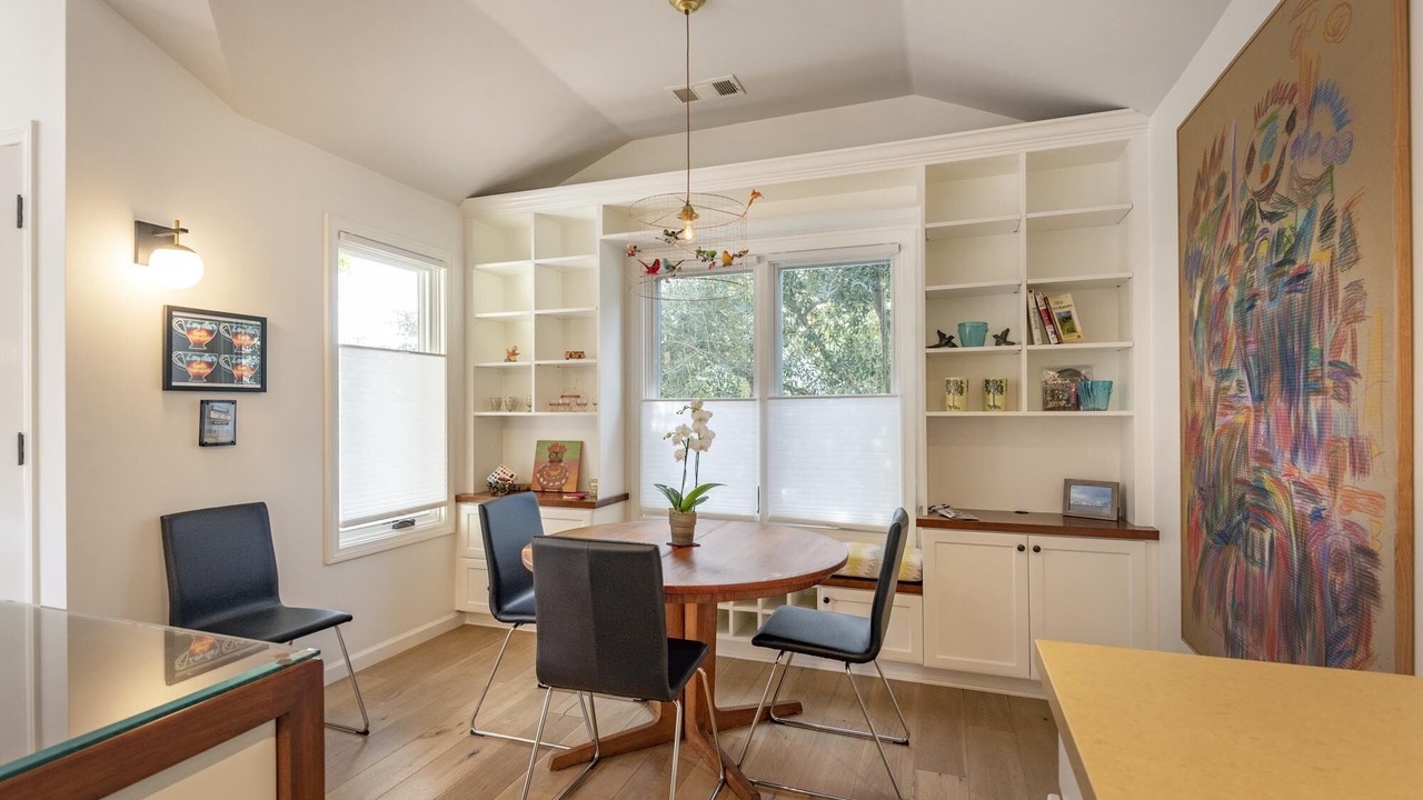 Photo of Livingroom in Lower State