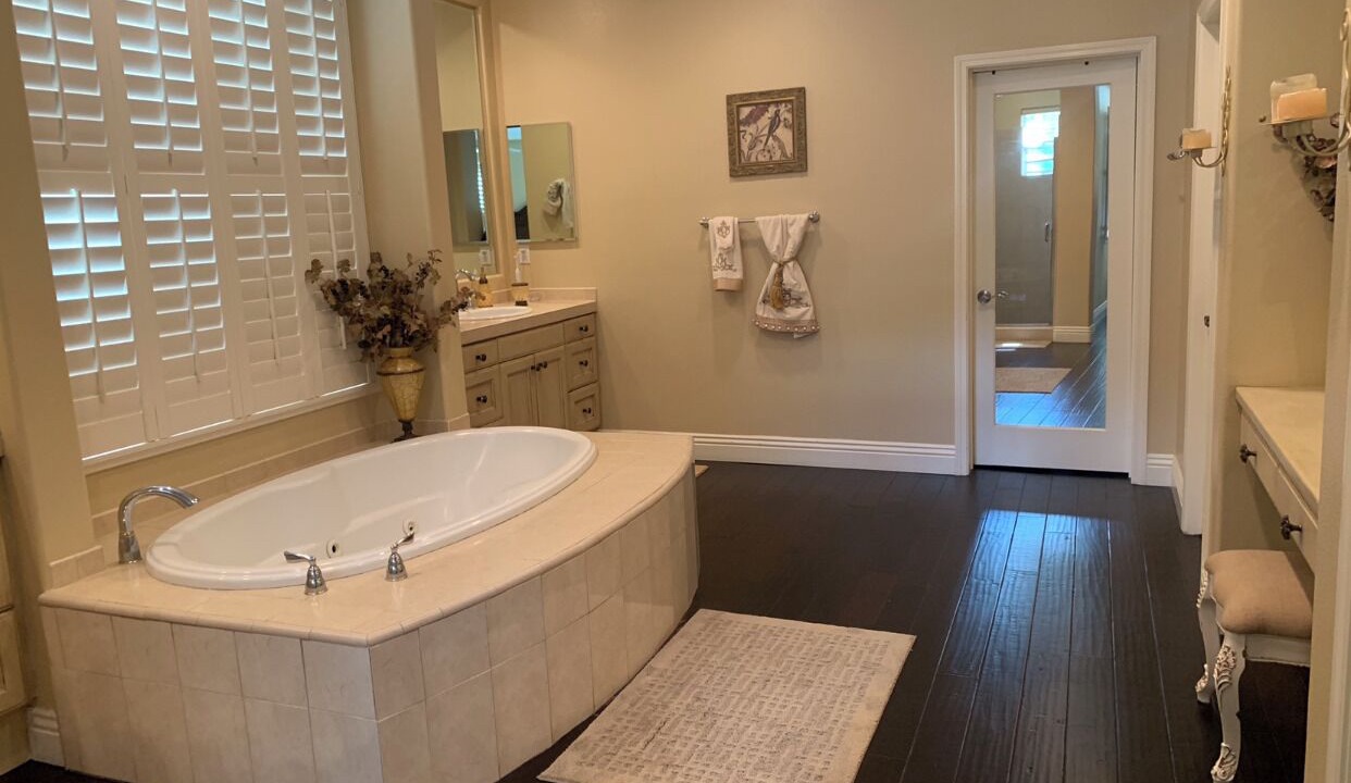 Photo of Bathroom in Stevenson Ranch