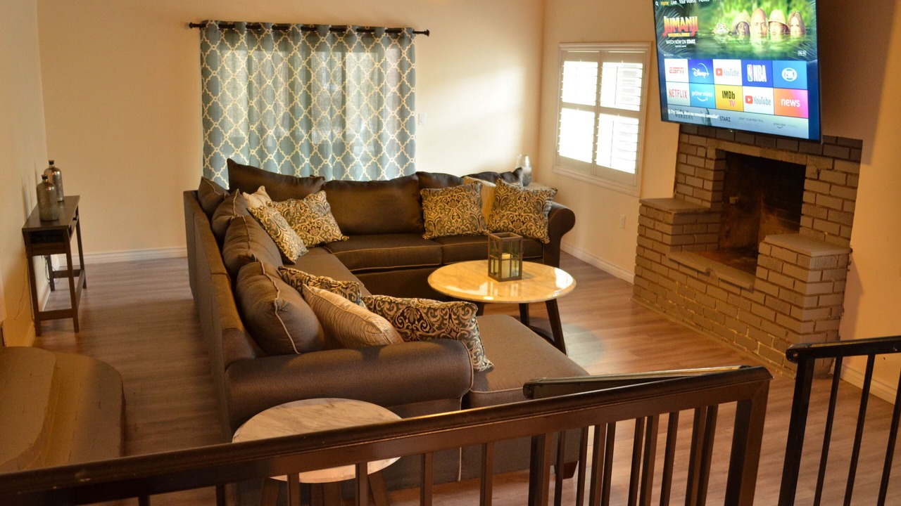 Photo of Livingroom in West Whittier-Los Nietos