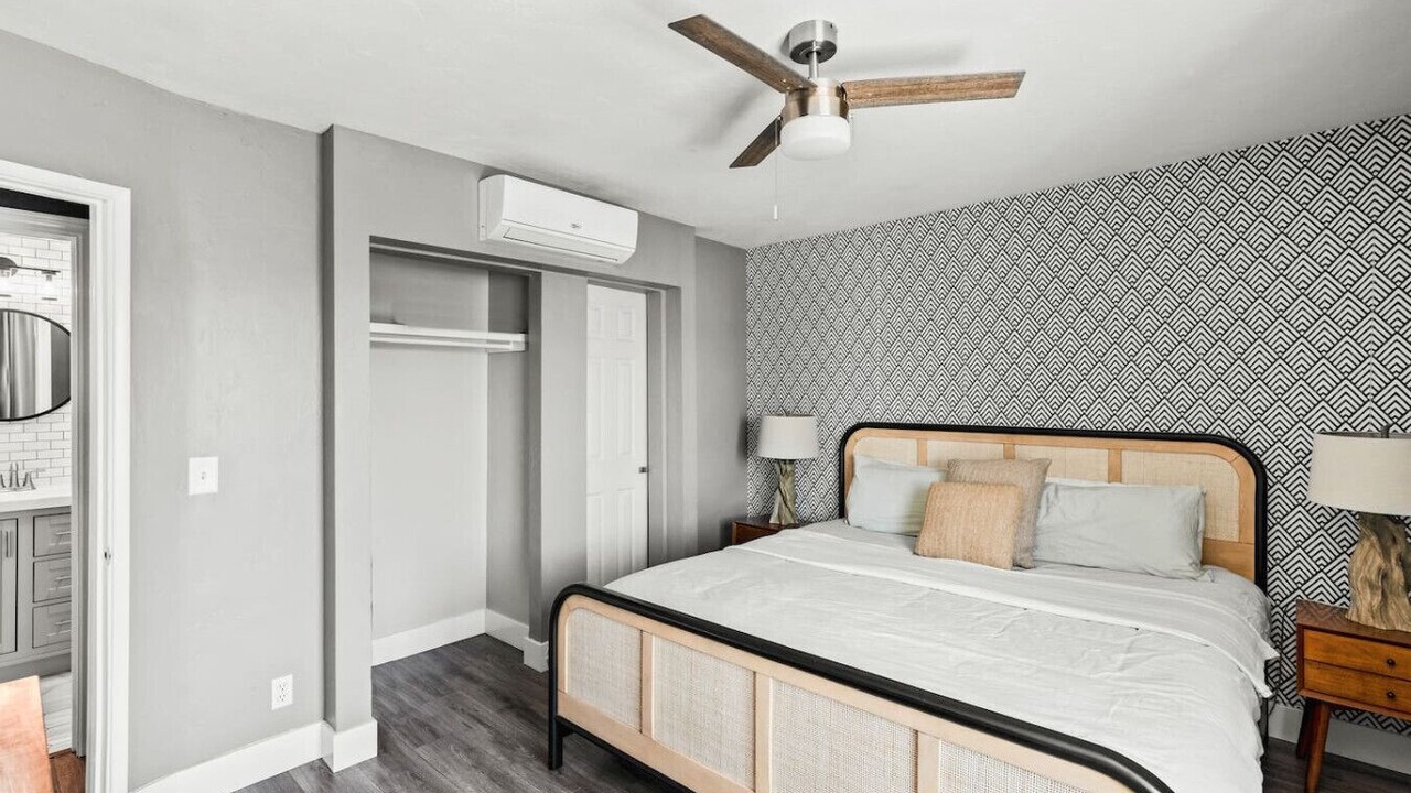 Photo of Bedroom in University Heights