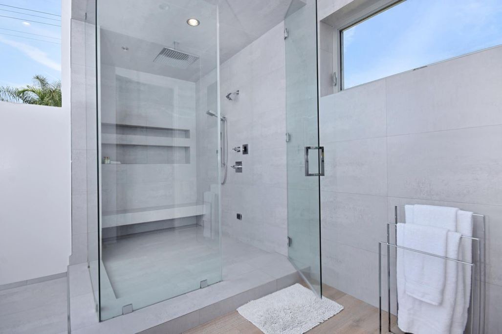 Photo of Bathroom in Beverly Grove