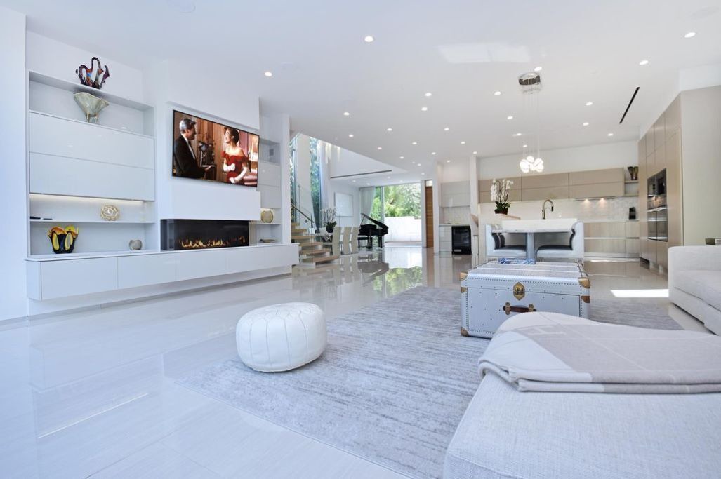 Photo of Livingroom in Beverly Grove