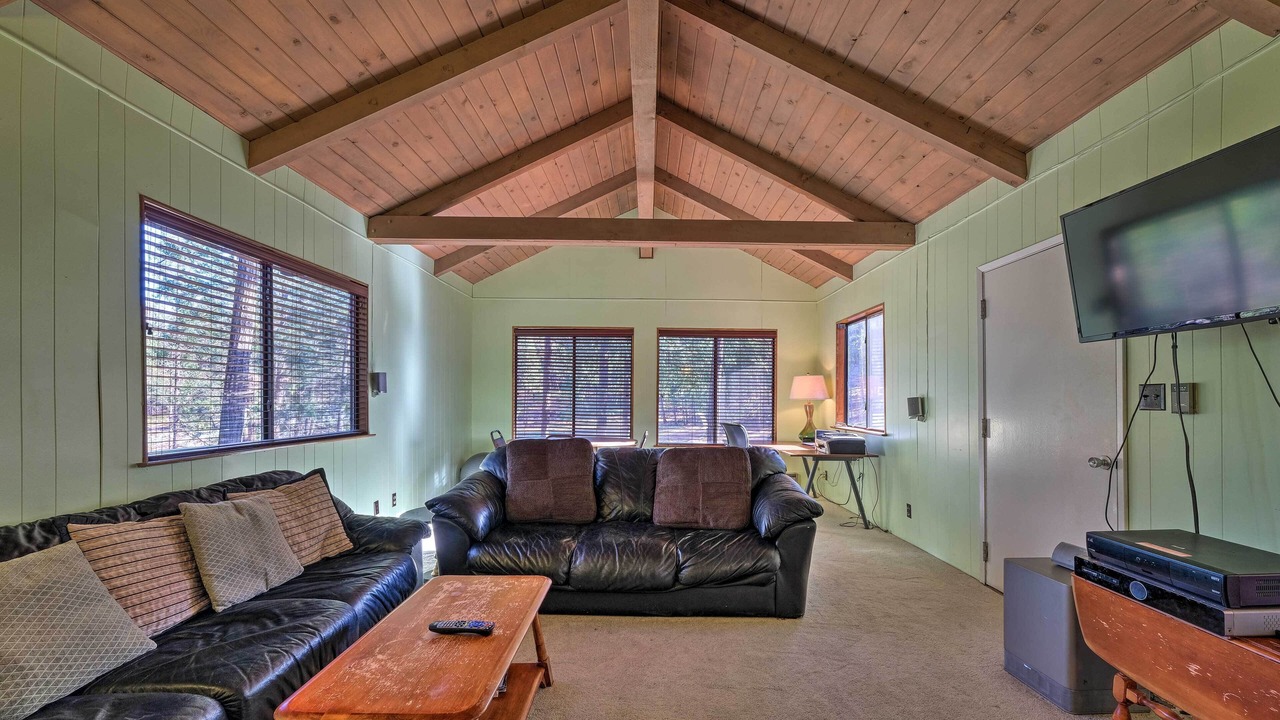 Photo of Bedroom in Groveland