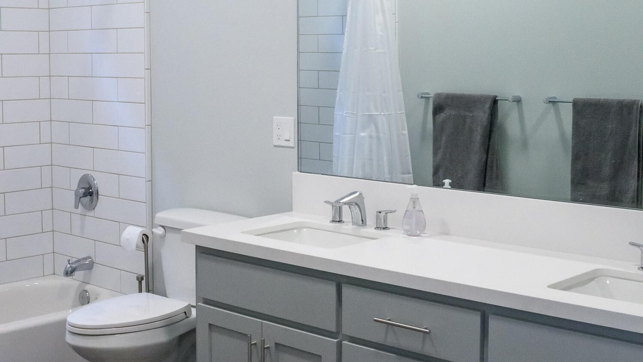 Photo of Bathroom in Yosemite West