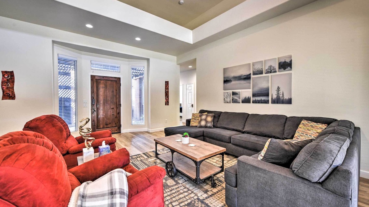 Photo of Livingroom in Bermuda Dunes