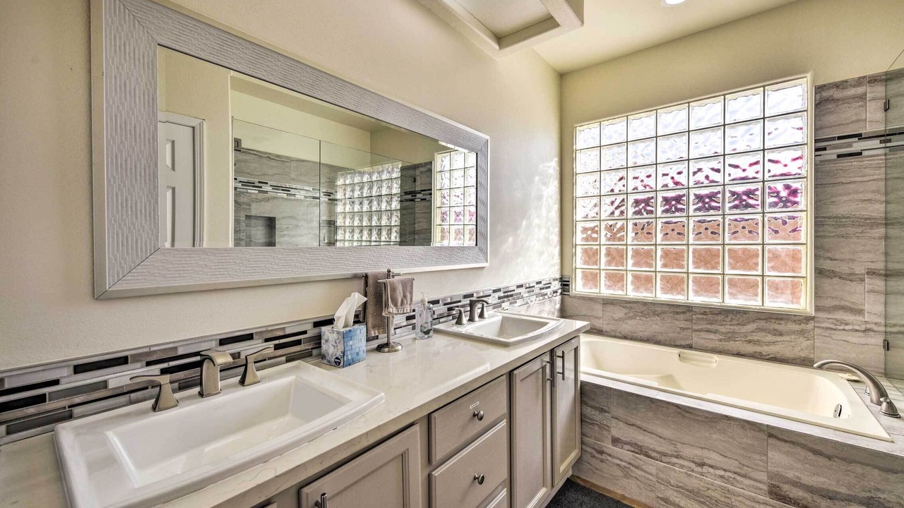 Photo of Bathroom in Bermuda Dunes