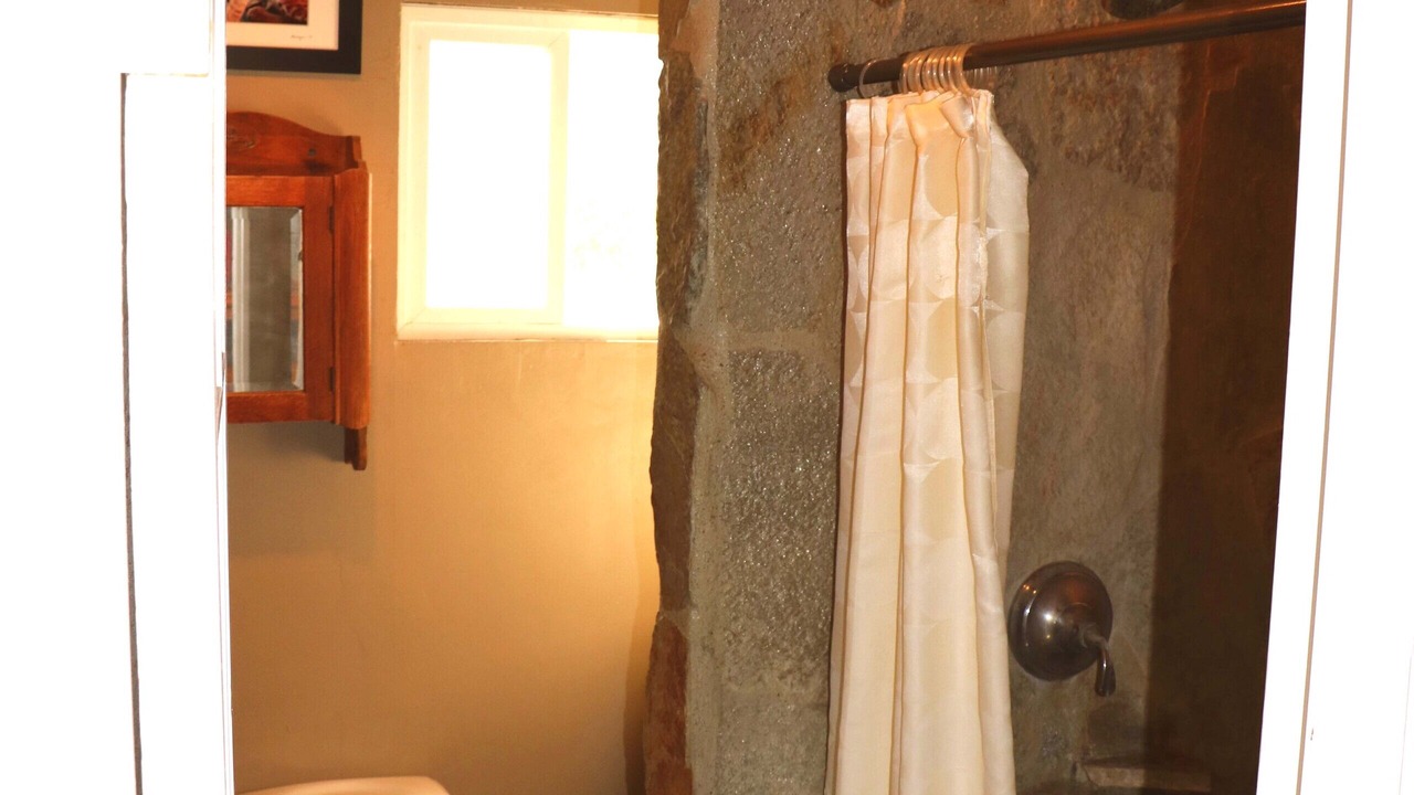 Photo of Bathroom in Morongo Valley