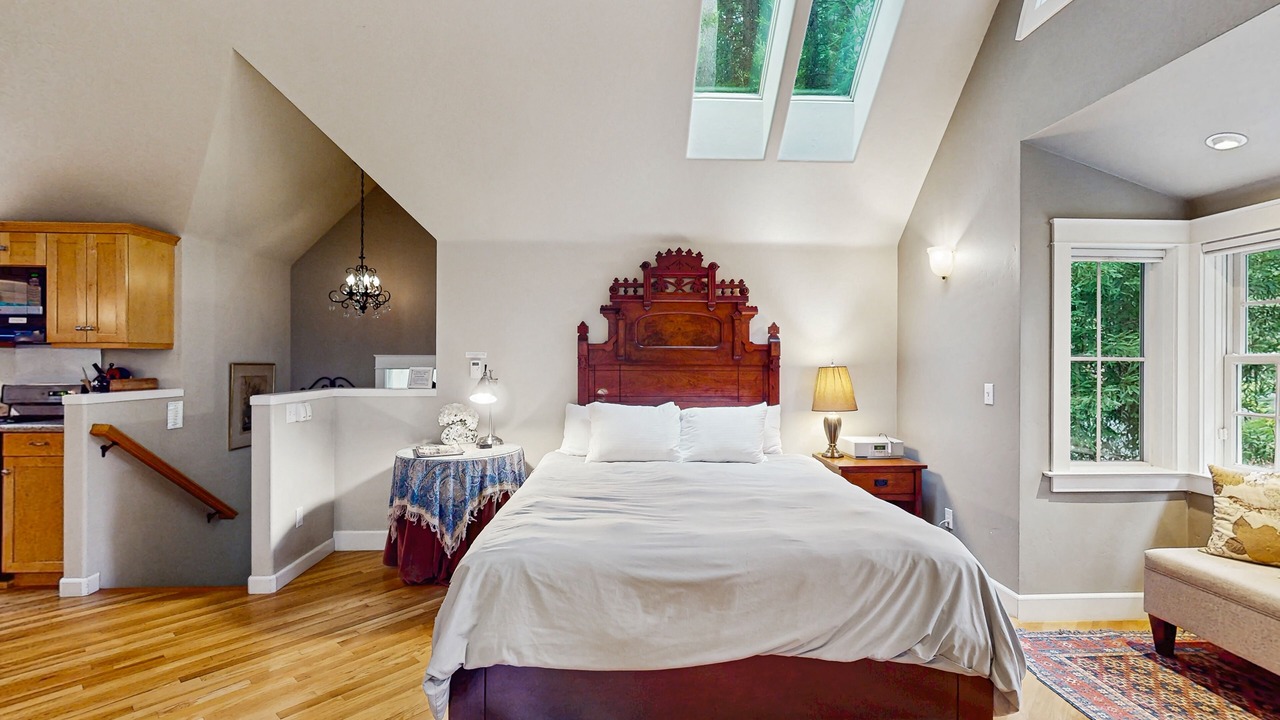 Photo of Bedroom in Arcata