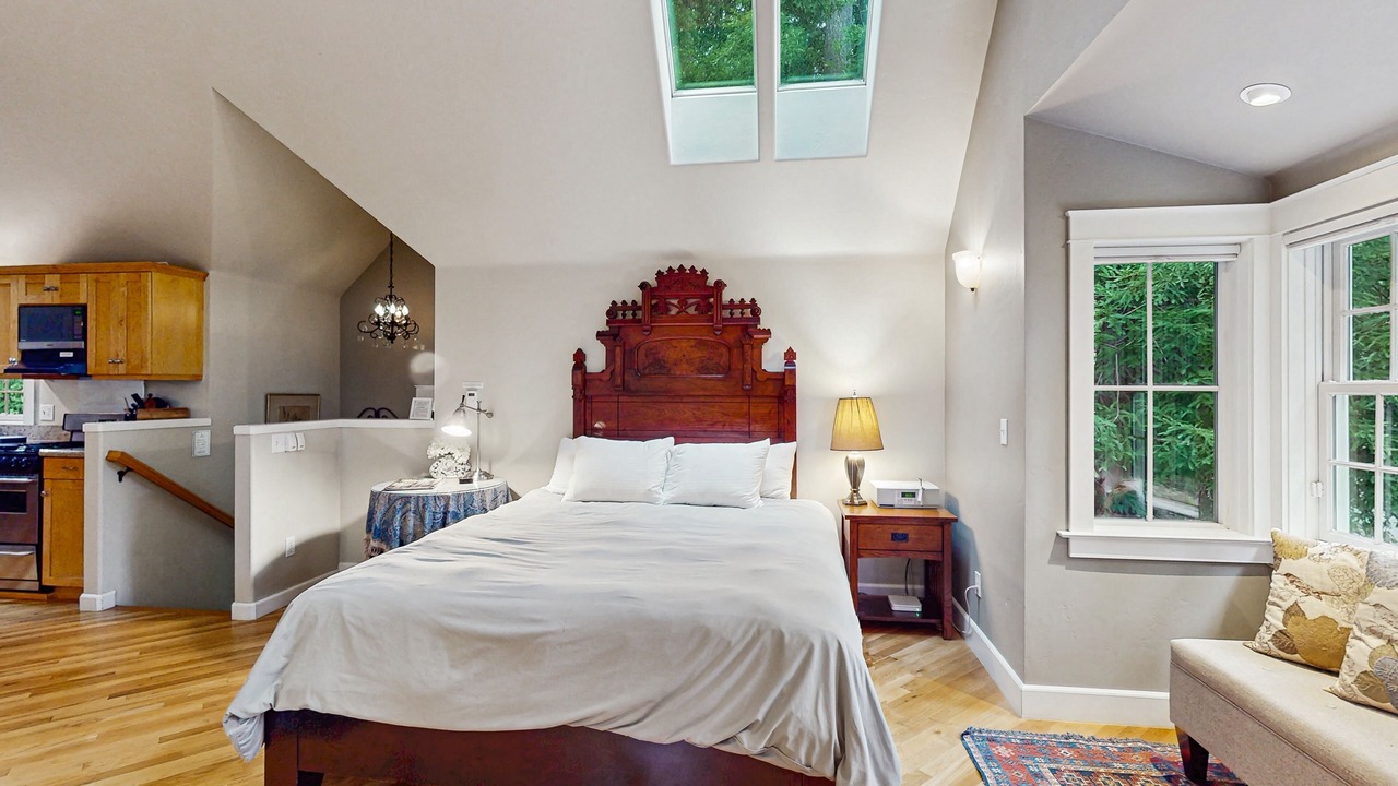 Photo of Bedroom in Arcata