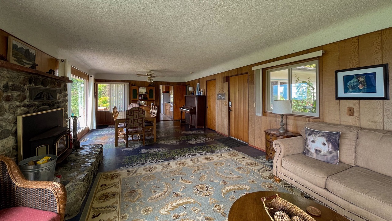 Photo of Livingroom in Orick