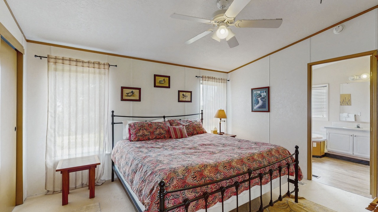 Photo of Bedroom in Loleta