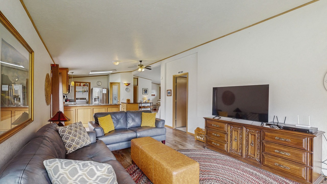 Photo of Livingroom in Loleta