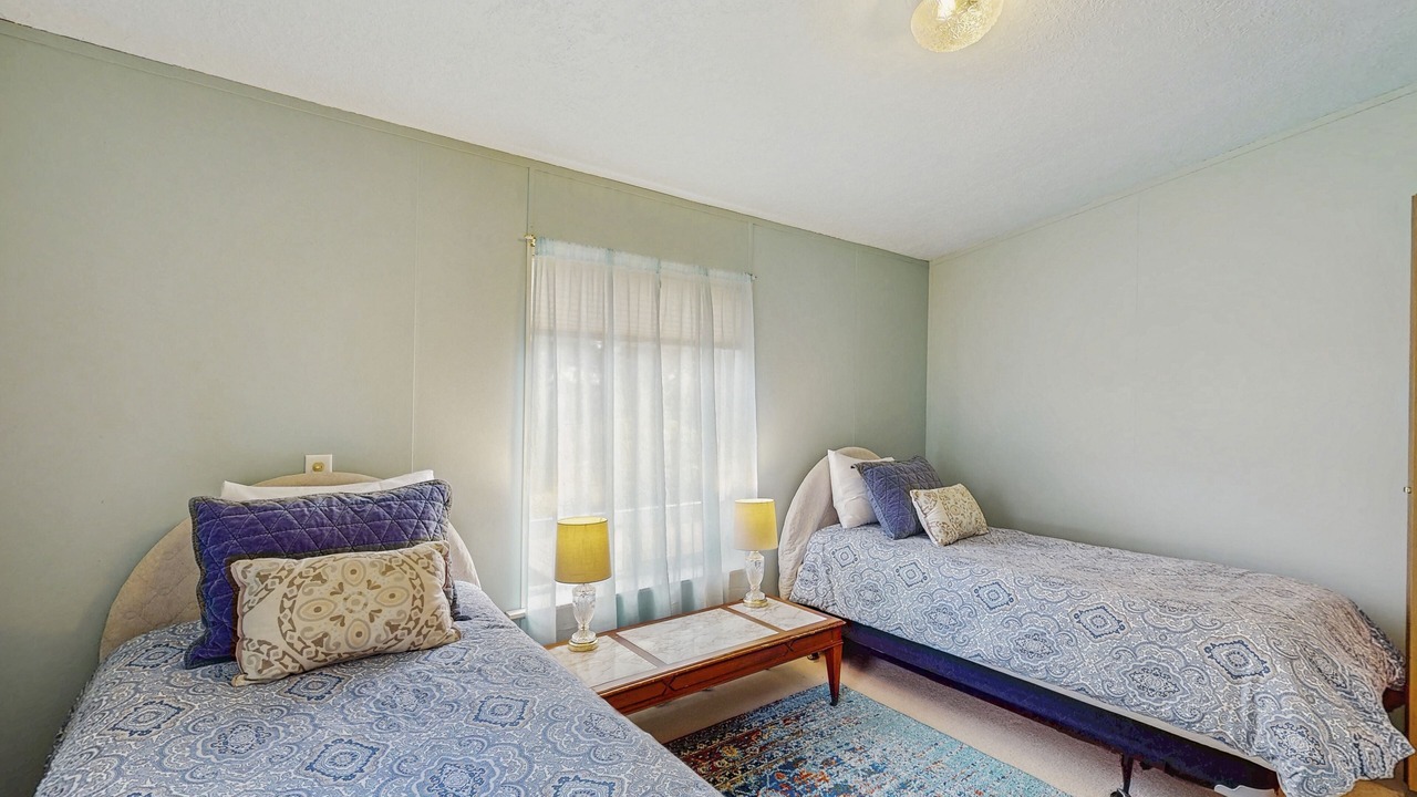 Photo of Bedroom in Loleta