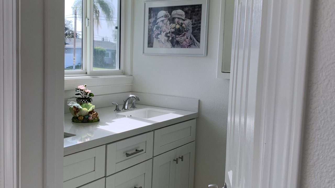 Photo of Bathroom in Northwest Anaheim