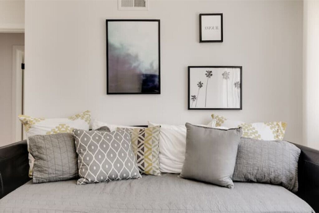 Photo of Bedroom in Valley Glen