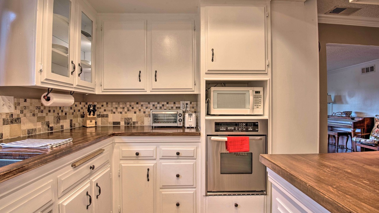 Photo of Kitchen in Mayflower Village