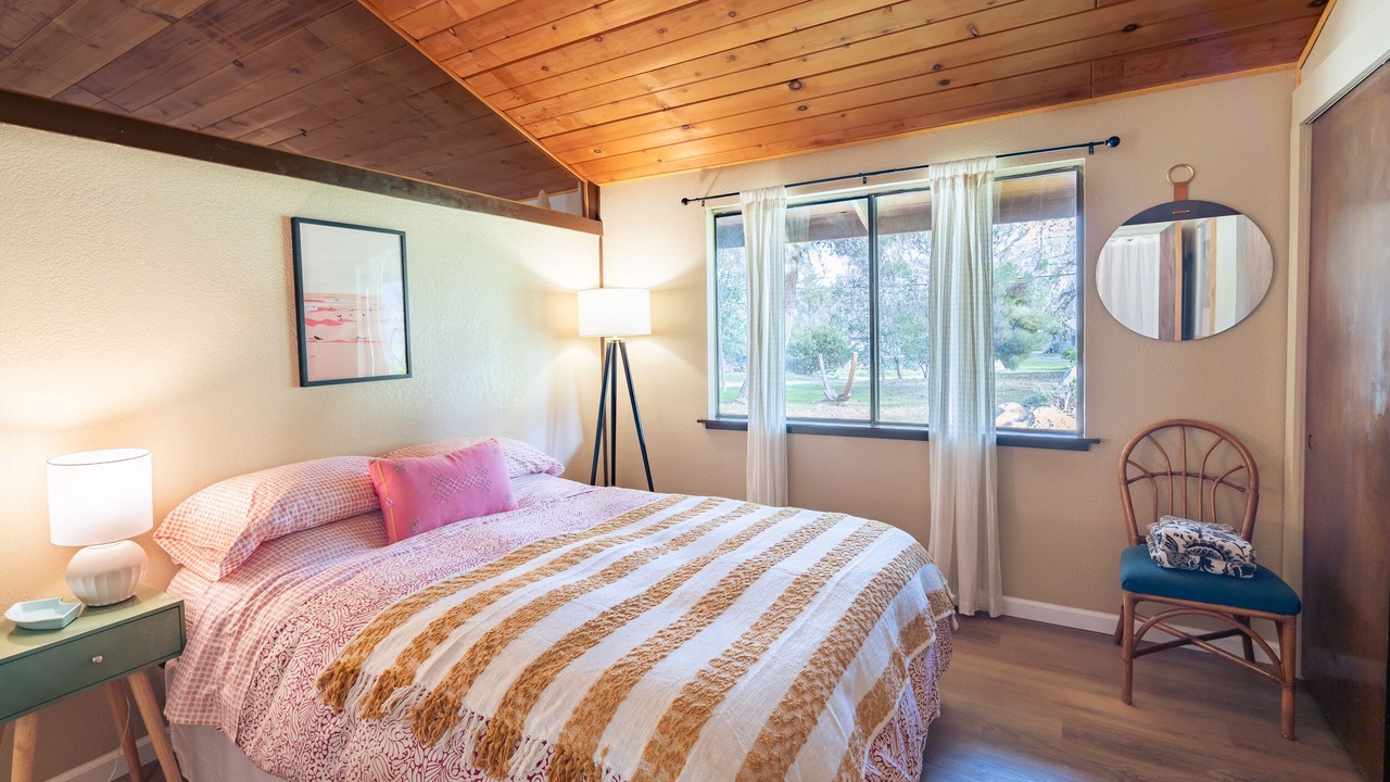 Photo of Bedroom in Three Rivers