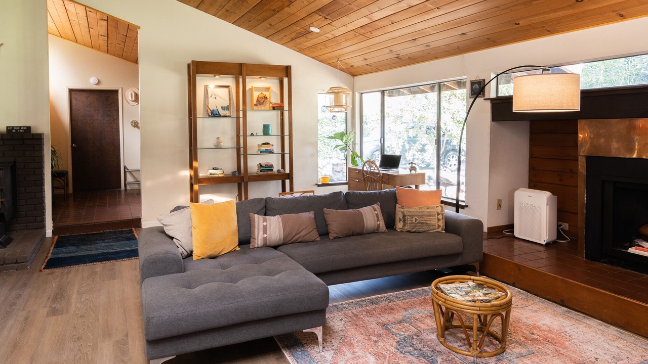 Photo of Livingroom in Three Rivers