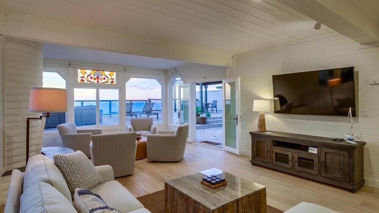 Photo of Livingroom in Leucadia
