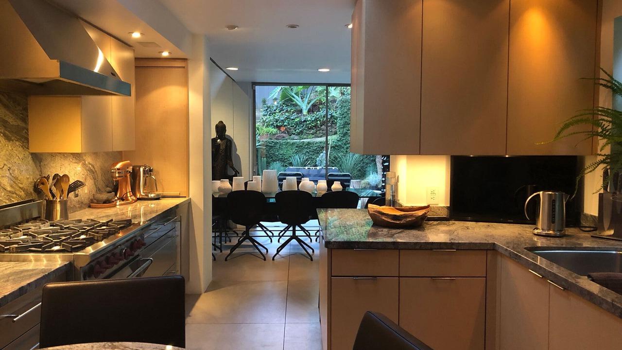 Photo of Bedroom in Beverly Glen